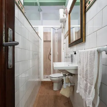 Apartamento Piso Amplio En El Centro De Vigo