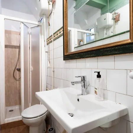 Piso Amplio En El Centro De Apartamento Vigo