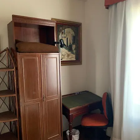 Piso Amplio En El Centro De Apartamento Vigo