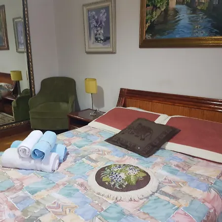 Piso Amplio En El Centro De Apartamento Vigo